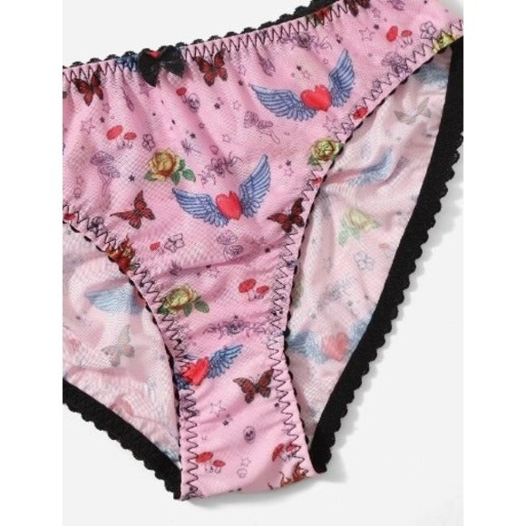 Size 8 Medium Pink Butterfly, Heart & Wings Graphic Bow Lingerie Set - Picture 3 of 5